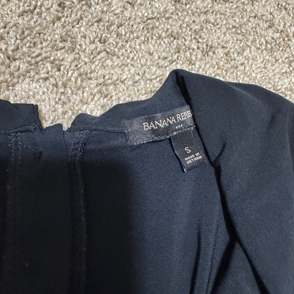 Small Women’s Banana Republic Cowl Neck Tank Top Dark Blue - Picture 2 of 3